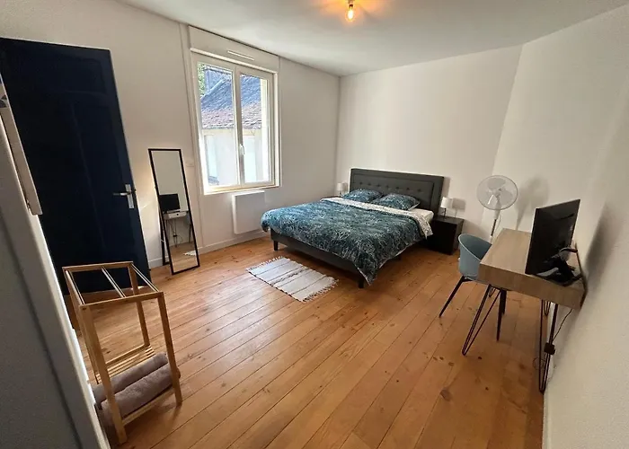 Appartement Confortable De 80M2 Centre Ville De Quimper & Parking Prive
